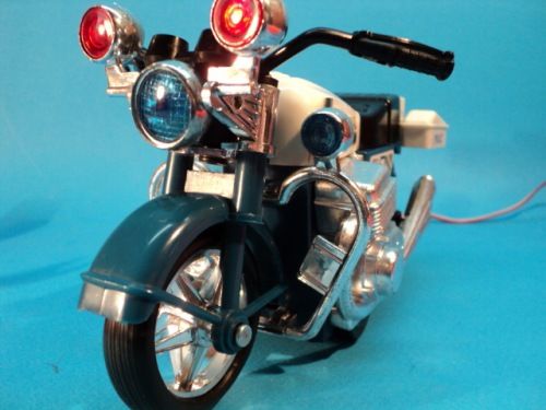 VINTAGE HONDA POLICE MOTORCYCLE BTT/OP REM/CTRL LIGHT BOXED HONG KONG 