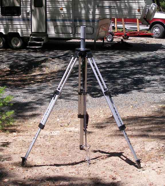 hd tripod 007 (102028 bytes)