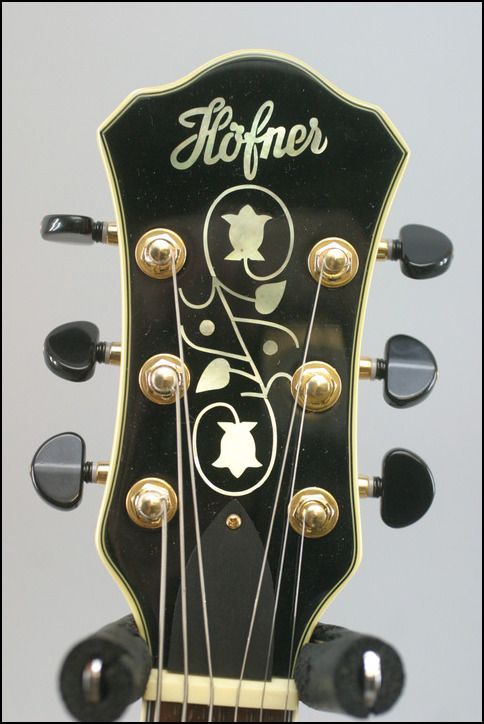 Hofner HI J5F CN w/ hardshell case 203206  