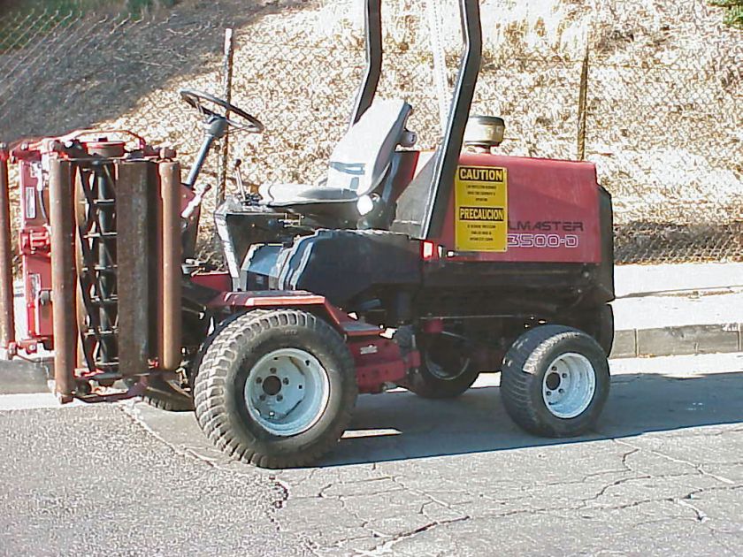 TORO REELMASTER 3500 D 4X4 DIESEL POWERED RIDIING MOWER  