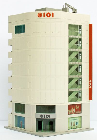 Large Building 5Th Avenue Building  Kato 23 437 N scale  