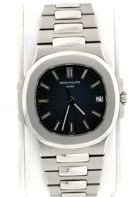 Patek Philippe Nautilus Jumbo 5711/1A Stainless Steel Rare Blue Dial 