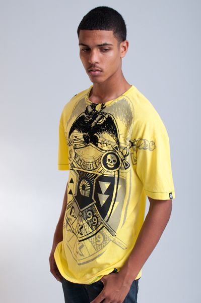 NEW MENS AKADEMIKS HIP HOP COA YELLOW VELVET GRAPHIC TEE T SHIRT SIZE 