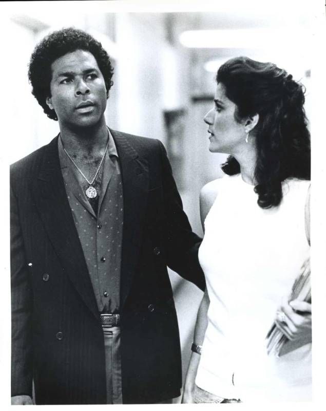 PHILIP MICHAEL THOMAS SAUNDRA SANTIAGO PHOTO #G2378  