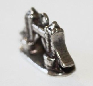 Vintage Sterling Silver UK TOWER BRIDGE Charm SOLID 5g  