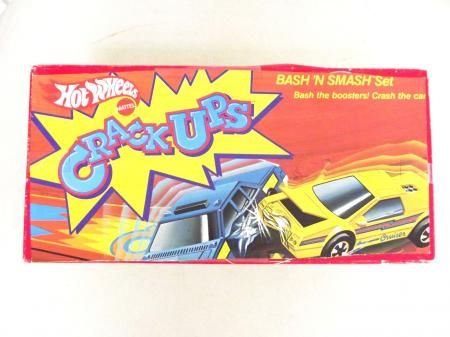   Hot Wheels Crack Ups Bash n Smash Track Cars Police Basher  