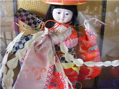 JAPANESE GEISHA GIRL PORCELAIN DOLL WITH GLASS CASE 11  