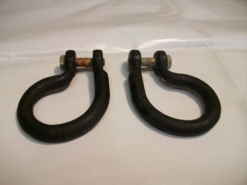 Military Shackles set w/ 3/8 bolt grade 10  