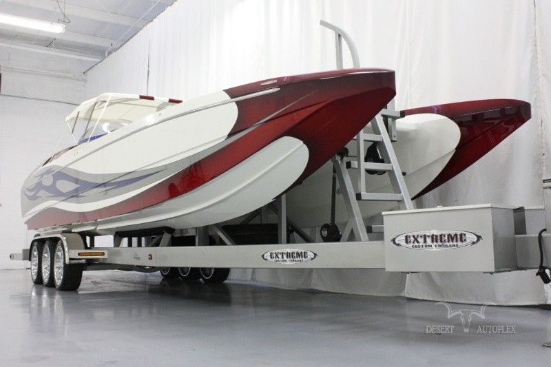   HULL DECK BOAT 2005 DCB MACH F29 MID CABIN TUNNEL HULL DECK BOAT