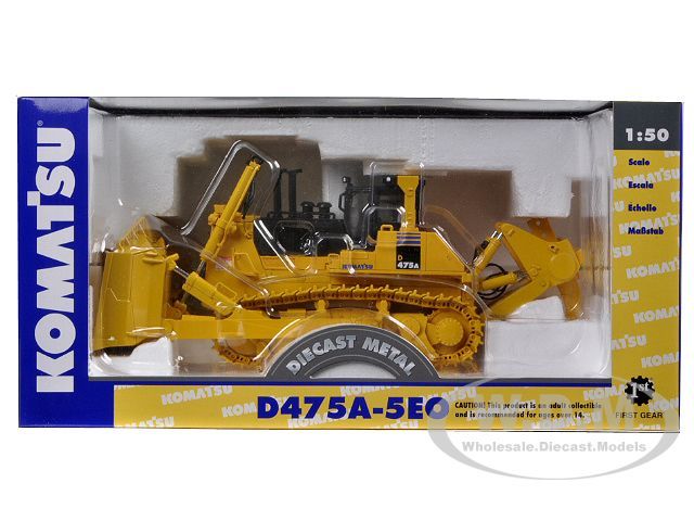 Brand new 150 scale diecast model car of Komatsu D475A 5EO Dozer 