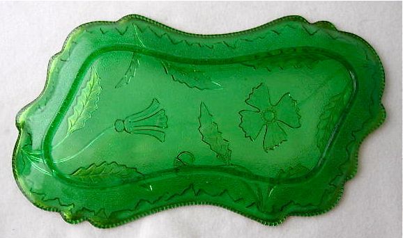 Green DELAWARE dresser tray, 10 3/4 l. EAPG  