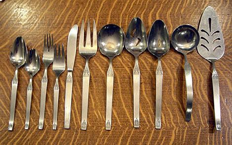 16 PIECES SUPREME CUTLERY STAINLESS FLATWARE TOWLE  