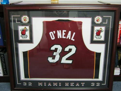 Shaquille ONeal authentic autographed jersey Framed  