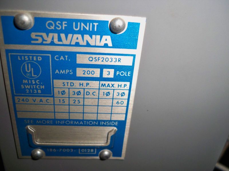 SYLVANIA QSF2033R 200A 3PH 240V FUSED PANELBOARD SWITCH  