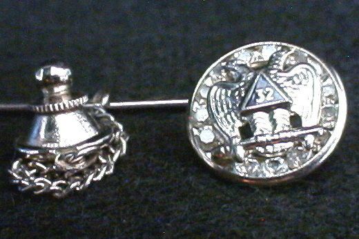 MASONIC MASON 32nd degree tie tack lapel PIN  