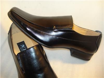 NXT mens shoes loafers slip on BLACK US sz 10.5 M  