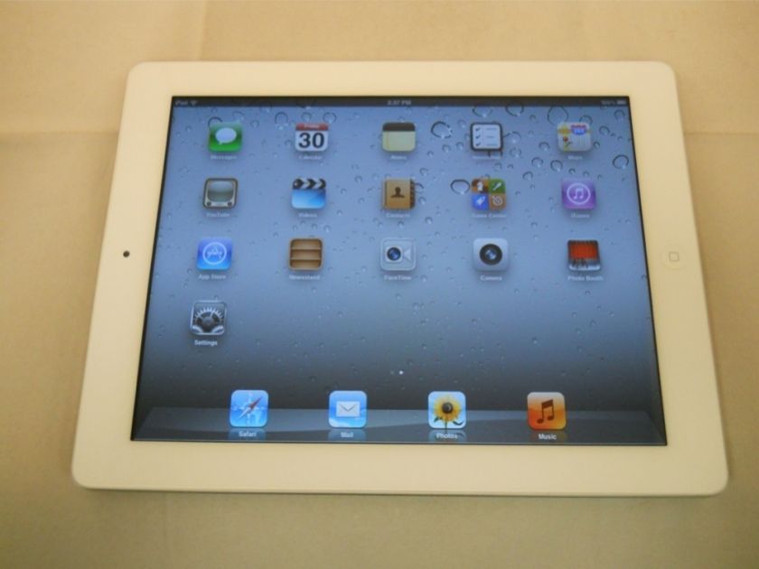 ★ White Apple iPad 2 16GB WiFi 9.7 A1395 (MC979LL/A) Tablet PC 