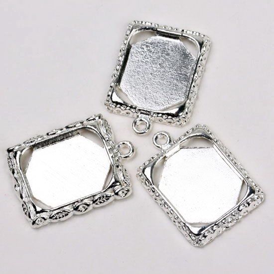 25p Silver Plated Square Photo Frame Pendant Charms C01  