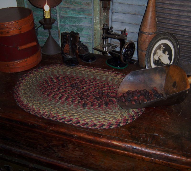 Primitive Rustic Folk Art Braided Oval Placemat #81  