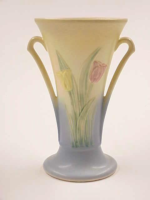 VINTAGE 1938 HULL SUENO TULIP 10 VASE 100 33 10  