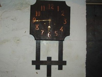 VINTAGE 1900S /MISSION OAK STYLE WALL CHIME CLOCK KEY WIND  