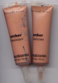 Garden Botanika AMBER LUMINIZER Fab Stuff  